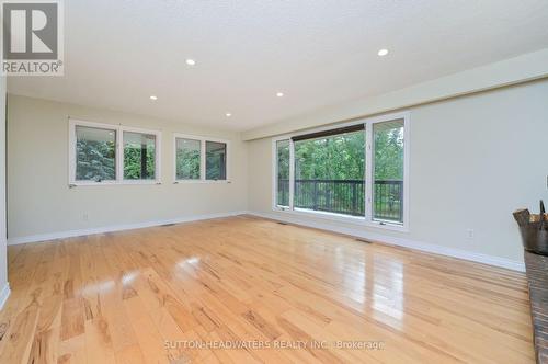 5 Cedar Drive, Caledon, ON - Indoor Photo Showing Other Room