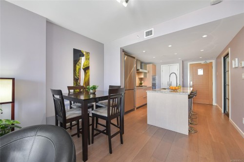 1003-707 Courtney St, Victoria, BC - Indoor