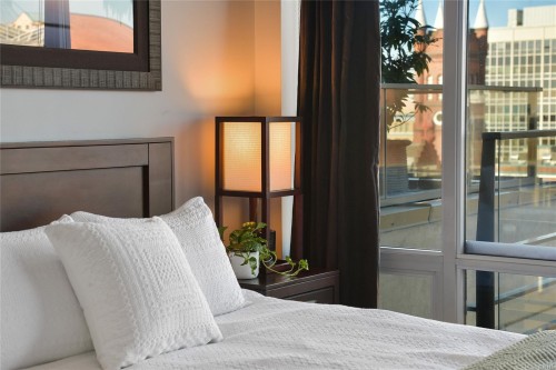 1003-707 Courtney St, Victoria, BC - Indoor Photo Showing Bedroom