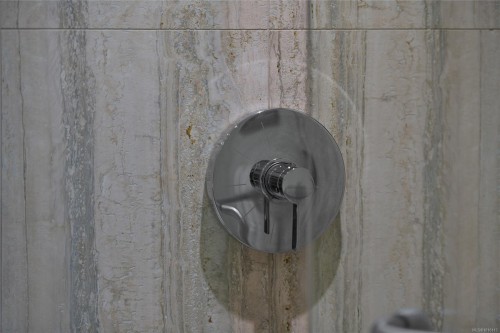 1003-707 Courtney St, Victoria, BC - Indoor Photo Showing Bathroom