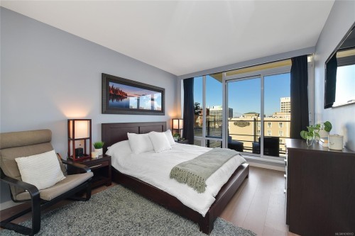 1003-707 Courtney St, Victoria, BC - Indoor Photo Showing Bedroom