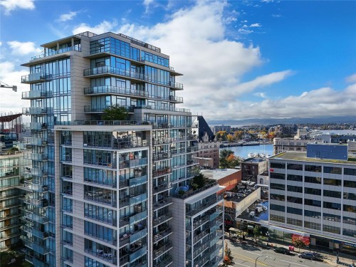 1003-707 Courtney St, Victoria, BC - Outdoor With Balcony