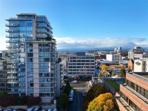 1003-707 Courtney St, Victoria, BC - Outdoor