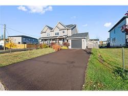 75 Francfort CRES  Moncton, NB E1G 5W7