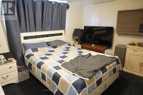 141-143 Station Street, Temiskaming Shores (Haileybury), ON - Indoor Photo Showing Bedroom