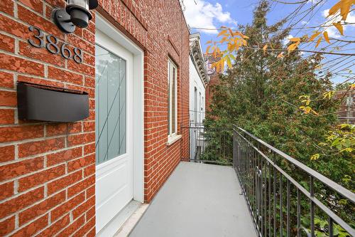 Exterior entrance - 3868 Rue De Verdun, Montréal (Verdun/Île-Des-Soeurs), QC - Outdoor With Balcony With Exterior