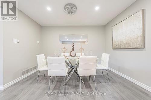109 Meadowbank Road, Newmarket, ON - Indoor Photo Showing Dining Room