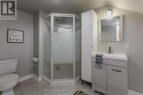 333 St Paul Street, Burlington, ON - Indoor Photo Showing Bathroom