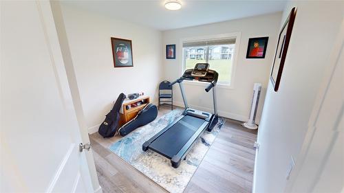 317 Legacy Lookout, Cranbrook, BC - Indoor Photo Showing Gym Room