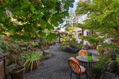 A-6599 Central Saanich Rd, Central Saanich, BC 