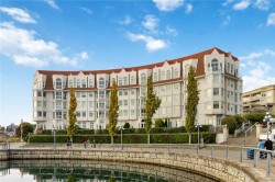 405-11 Cooperage Pl  Victoria, BC V9A 7J9