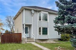 843 Templeton AVE  Winnipeg, MB R2V 4C6