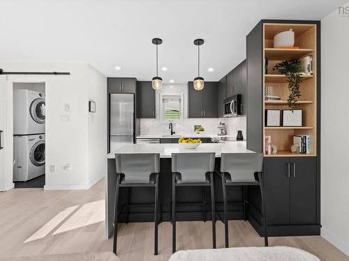 1 1345 Dresden Row, Halifax, NS 