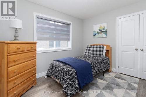 44 Miller Drive, Hamilton, ON - Indoor Photo Showing Bedroom