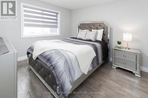 44 Miller Drive, Hamilton, ON - Indoor Photo Showing Bedroom