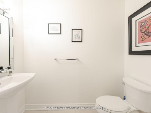 281 Mcgill Street, Mississauga, ON - Indoor Photo Showing Bathroom