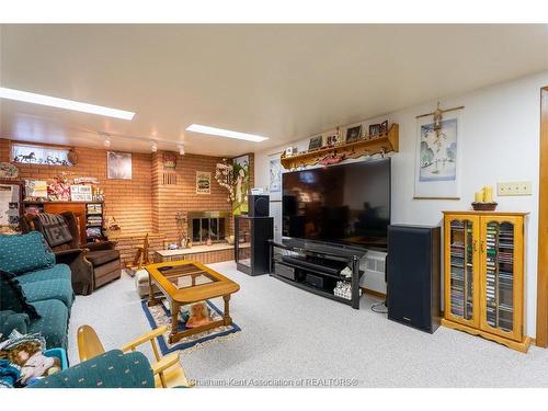 7 Balmoral Road, Chatham, ON 