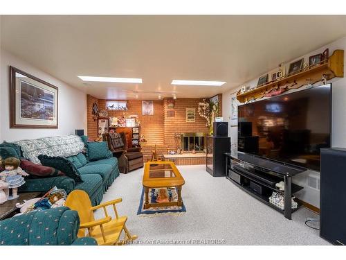 7 Balmoral Road, Chatham, ON 