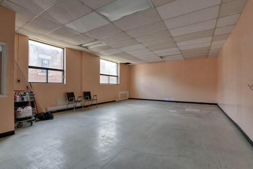 Interior - 900 Rue Jean-Talon O., Montréal (Villeray/Saint-Michel/Parc-Extension), QC 