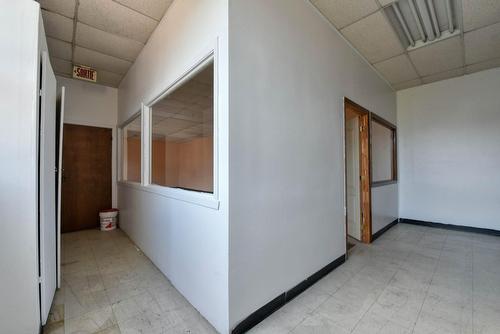 Hall - 900 Rue Jean-Talon O., Montréal (Villeray/Saint-Michel/Parc-Extension), QC 