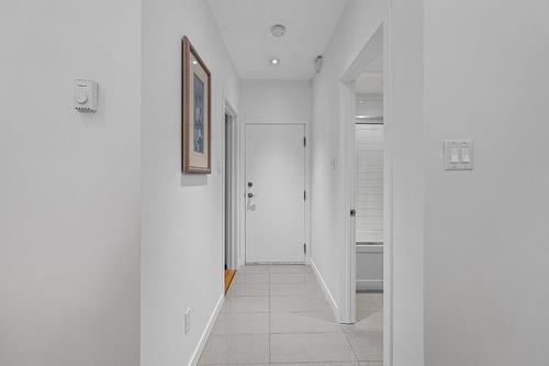 Hall - 200-284 Rue Notre-Dame O., Montréal (Ville-Marie), QC - Indoor Photo Showing Other Room