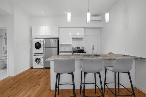 Kitchen - 200-284 Rue Notre-Dame O., Montréal (Ville-Marie), QC - Indoor Photo Showing Kitchen
