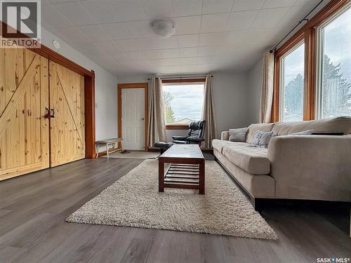 106 Carlton Street, Rocanville, SK - Indoor Photo Showing Living Room