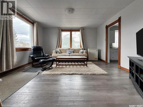 106 Carlton Street, Rocanville, SK - Indoor Photo Showing Living Room