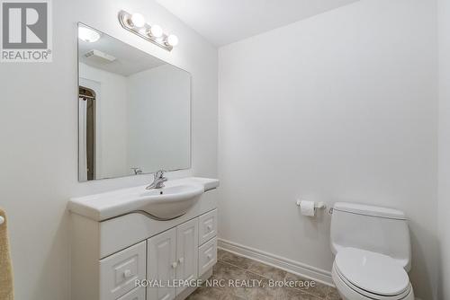 202 - 678 Line 2 Road, Niagara-On-The-Lake (Virgil), ON - Indoor Photo Showing Bathroom