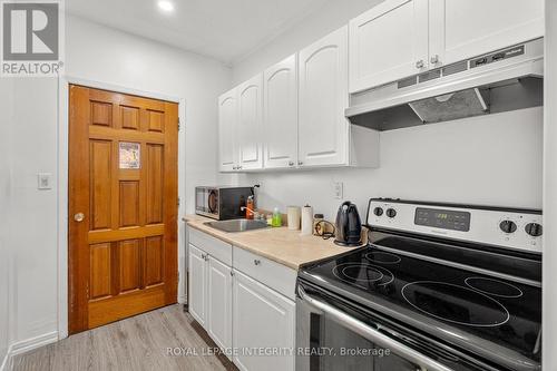 820 Somerset Street W, Ottawa, ON 