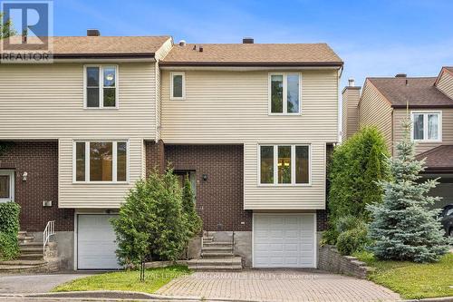 8 Gillespie Crescent, Ottawa, ON - Outdoor