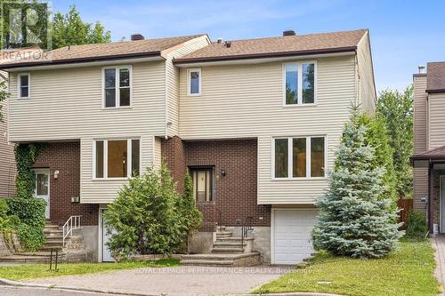 8 Gillespie Crescent, Ottawa, ON - Outdoor