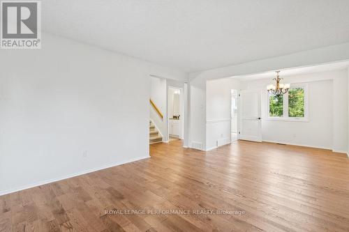 8 Gillespie Crescent, Ottawa, ON - Indoor Photo Showing Other Room