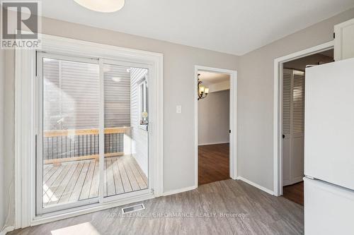 8 Gillespie Crescent, Ottawa, ON - Indoor Photo Showing Other Room