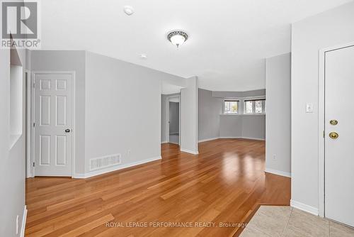 2 - 80 Briargate Private, Ottawa, ON - Indoor Photo Showing Other Room
