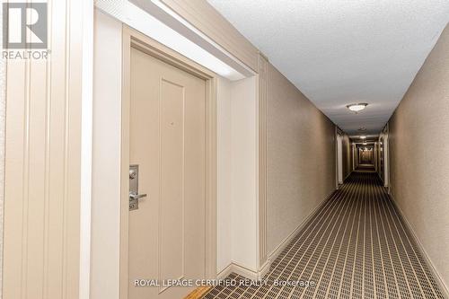 313 - 135 Hillcrest Avenue, Mississauga, ON - Indoor Photo Showing Other Room