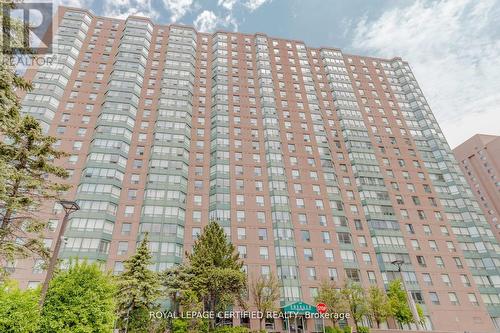 313 - 135 Hillcrest Avenue, Mississauga, ON - Outdoor With Facade