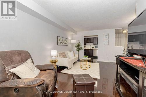 313 - 135 Hillcrest Avenue, Mississauga, ON - Indoor Photo Showing Other Room