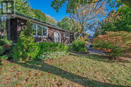 2063 Waters Edge Drive, Oakville, ON - Outdoor