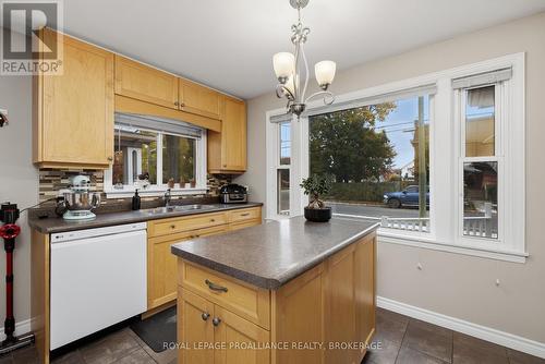 225 East Street, Greater Napanee (Greater Napanee), ON - Indoor Photo Showing Kitchen With Double Sink