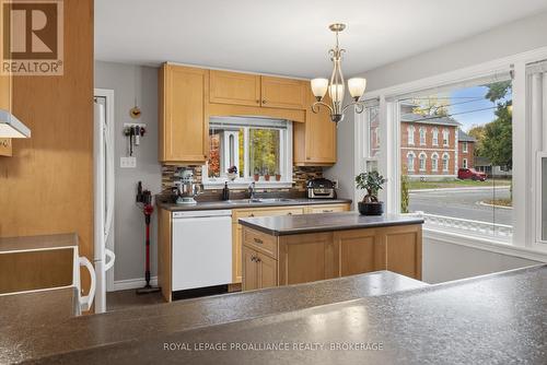 225 East Street, Greater Napanee (Greater Napanee), ON - Indoor Photo Showing Kitchen With Double Sink