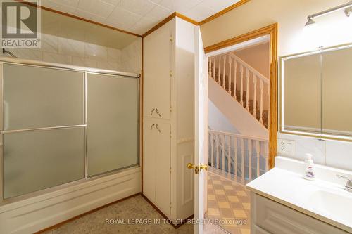 748 Overhead Bridge Road, Tiny, ON - Indoor