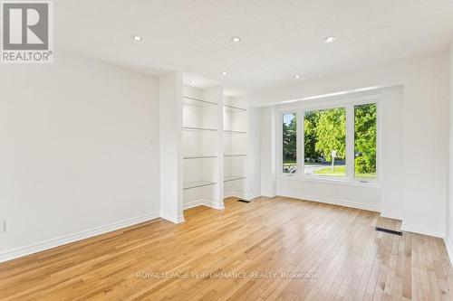 6 Gillespie Crescent, Ottawa, ON - Indoor