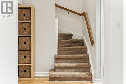 6 Gillespie Crescent, Ottawa, ON - Indoor Photo Showing Other Room