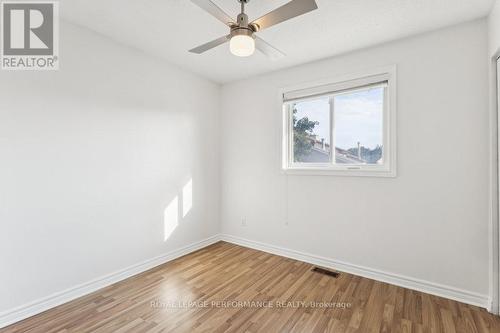 6 Gillespie Crescent, Ottawa, ON - Indoor Photo Showing Other Room
