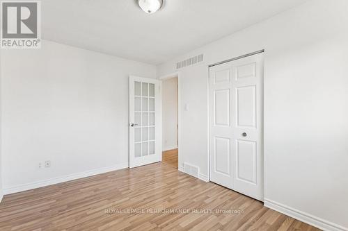 6 Gillespie Crescent, Ottawa, ON - Indoor Photo Showing Other Room
