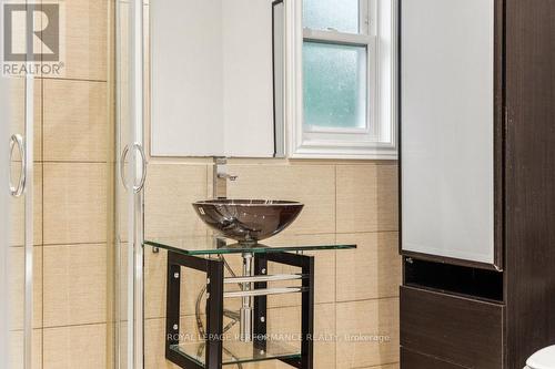 6 Gillespie Crescent, Ottawa, ON - Indoor Photo Showing Bathroom