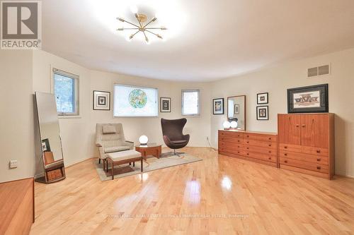 1995 Pitagora Court, Mississauga, ON - Indoor Photo Showing Living Room