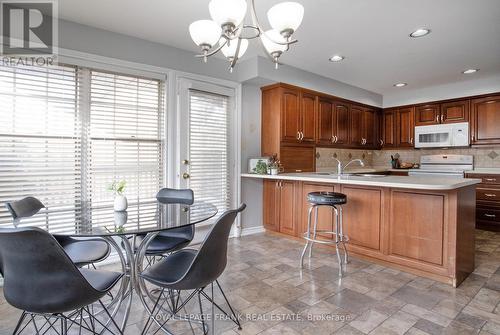 Main - 312 Cumberland Court, Oshawa (Donevan), ON - Indoor Photo Showing Dining Room