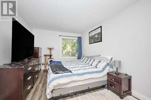 164 - 17 Old Pine Trail, St. Catharines (Carlton/Bunting), ON - Indoor Photo Showing Bedroom